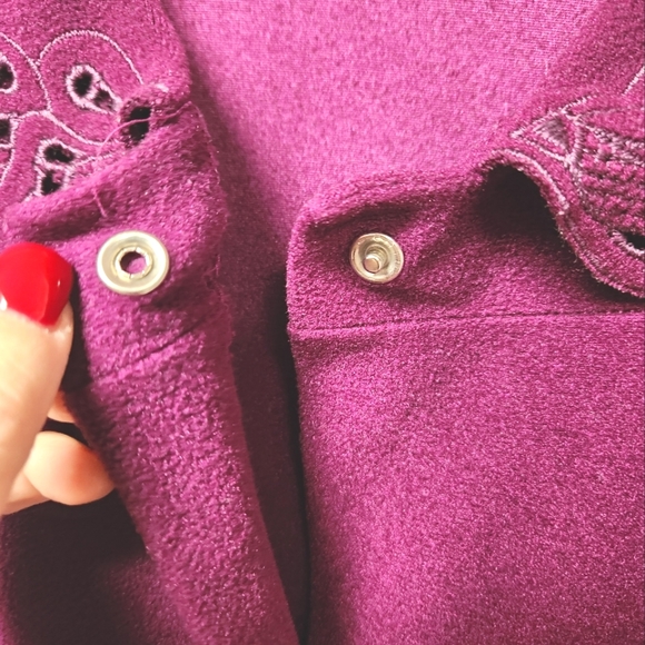 VTG Vanity Fair Snap Front Boysenberry  Fleece Nightgown/Robe Size M - Picture 5 of 9